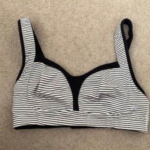 Lululemon Tata-Tamer Bra